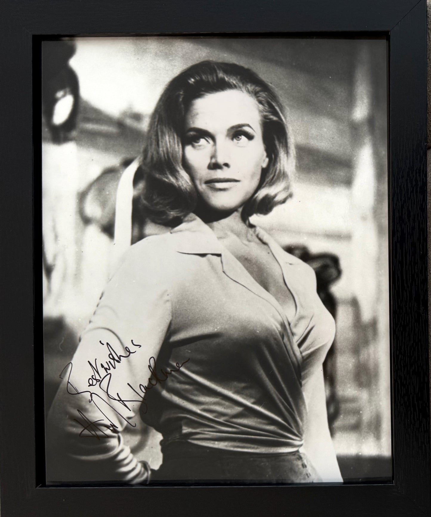 Honor Blackman, James Bond Goldfinger, Pussy Galore, Hand Signed Photo & COA