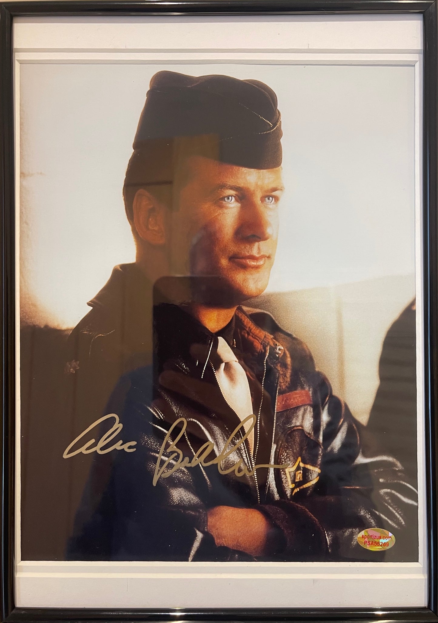 ALEC BALDWIN HAND SIGNED 'PEARL HARBOUR' PHOTO WITH COA