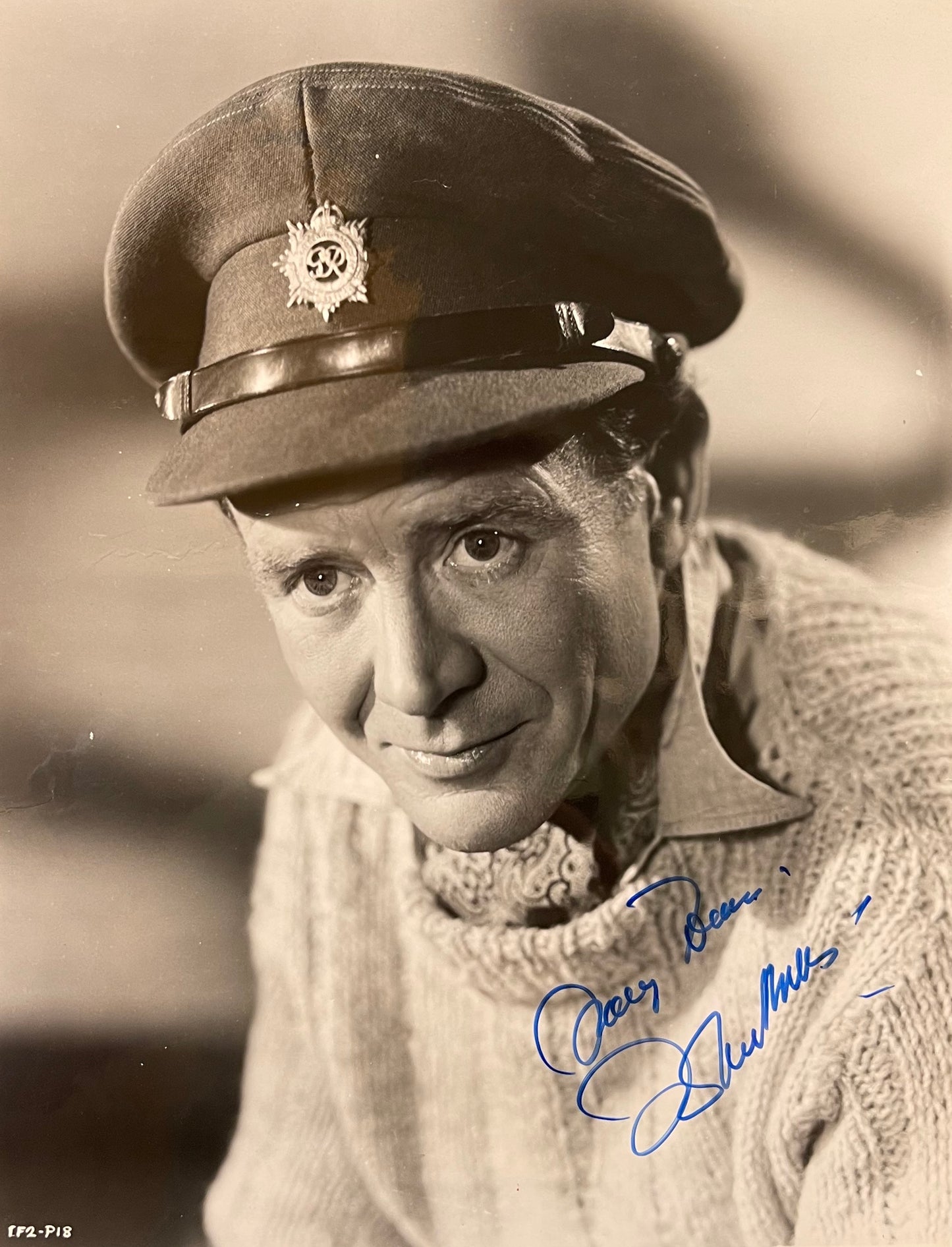 SIR JOHN MILLS HAND SIGNED PHOTO WITH COA