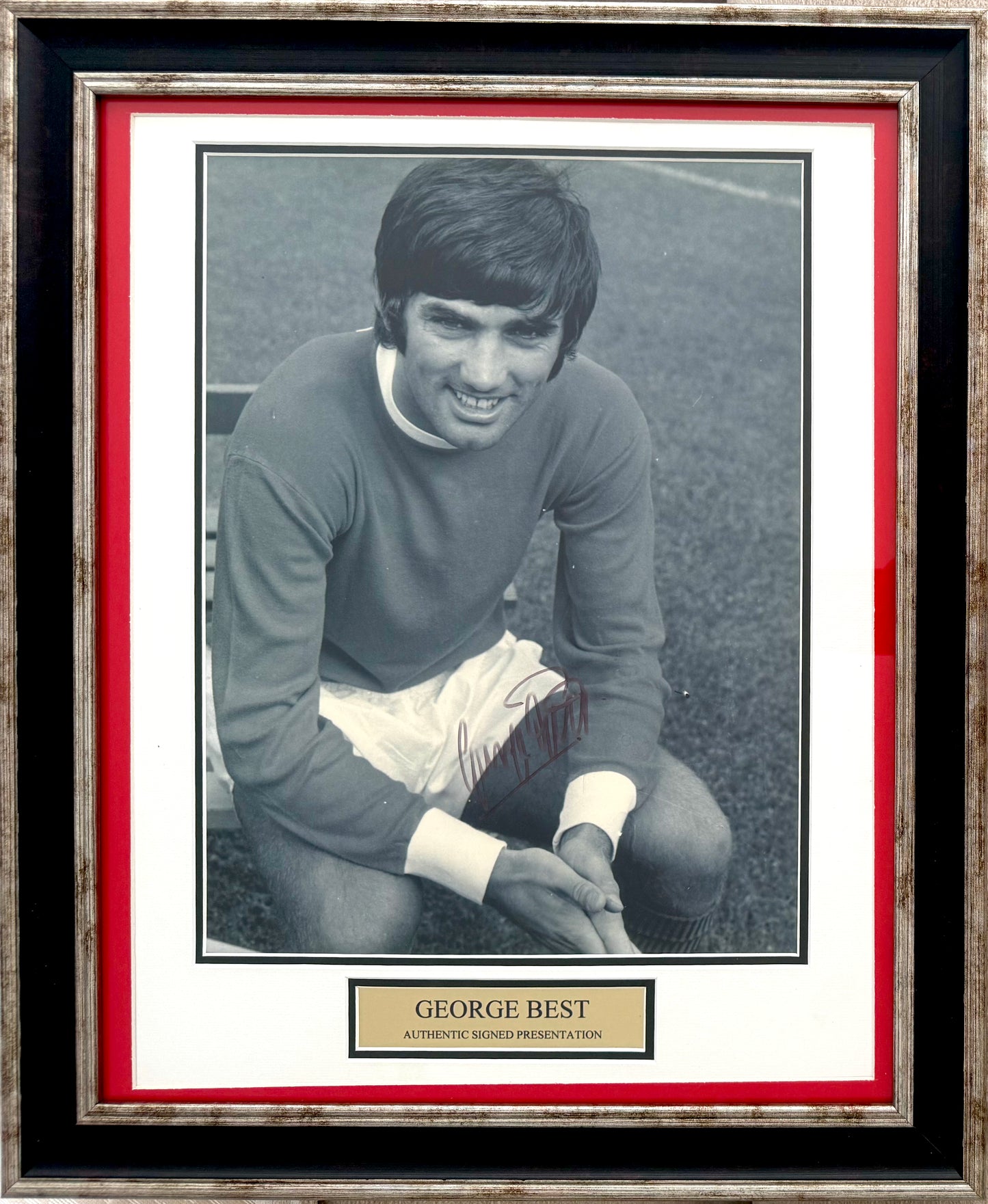 George Best, Manchester United Legend, Stunning Hand Signed Photo & COA
