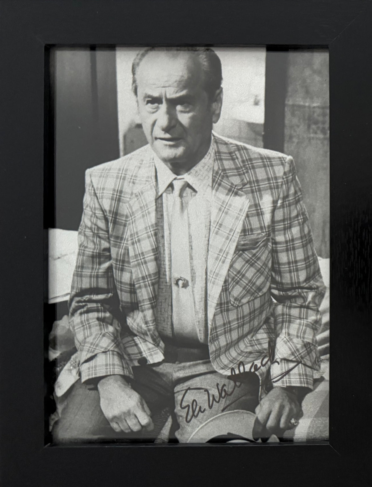 Eli Wallach Hand Signed Framed Original Publicity Photo & COA