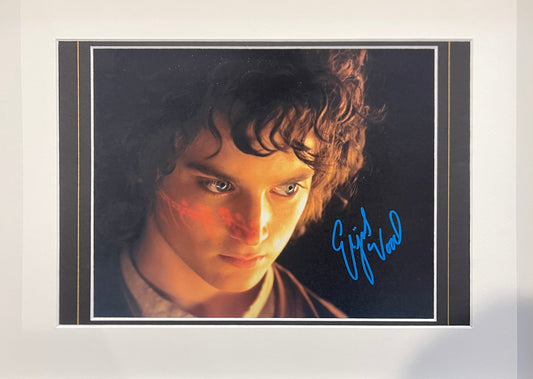 Elijah Wood 'Frodo' Hand Signed Lord of the Rings Photo With AFTAL COA