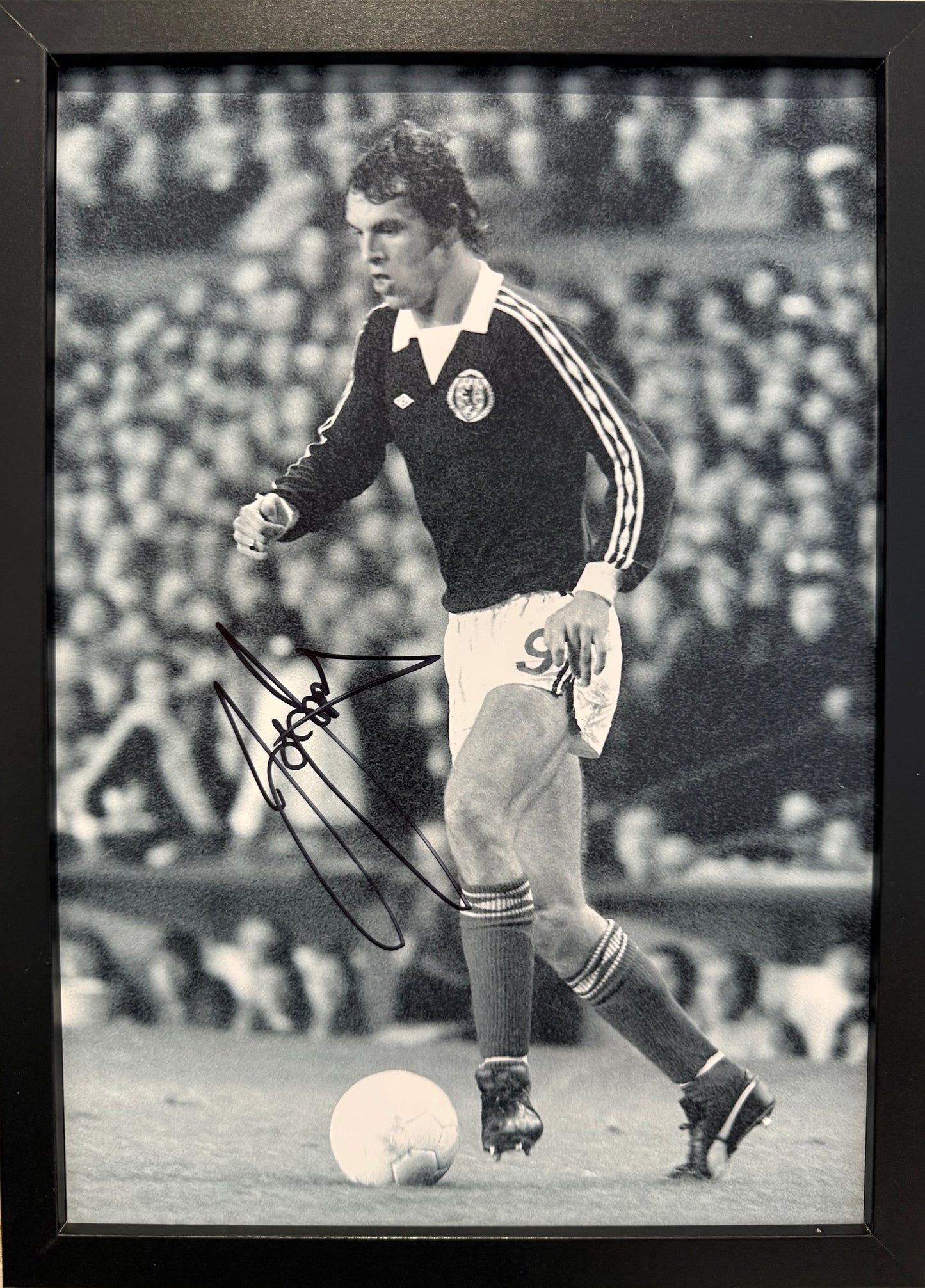 Joe Jordan, Manchester United, Scotland Player, Hand Signed Photo With COA