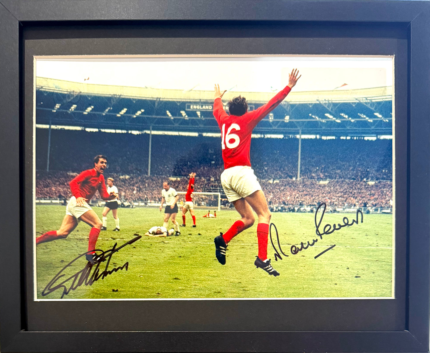 Geoff Hurst, Martin Peters, England, WHU Legends, Hand Signed Photo With AFTAL COA