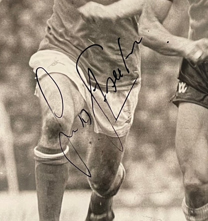 FRANK STAPLETON ARSENAL HAND SIGNED FRAMED PHOTO WITH COA