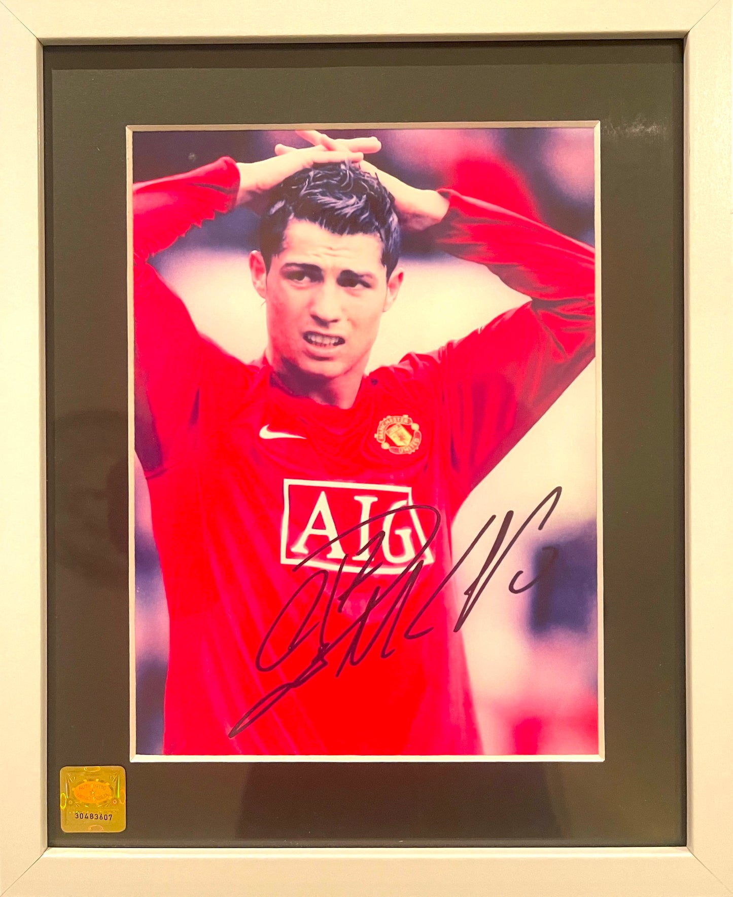 CRISTIANO RONALDO HAND SIGNED MANCHESTER UNITED PHOTO WITH COA