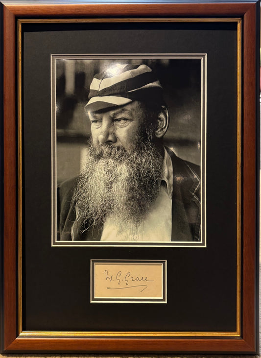 W.G. GRACE ENGLAND CRICKETS MOST FAMOUS PLAYER HAND SIGNED CARD PRESENTATION & COA