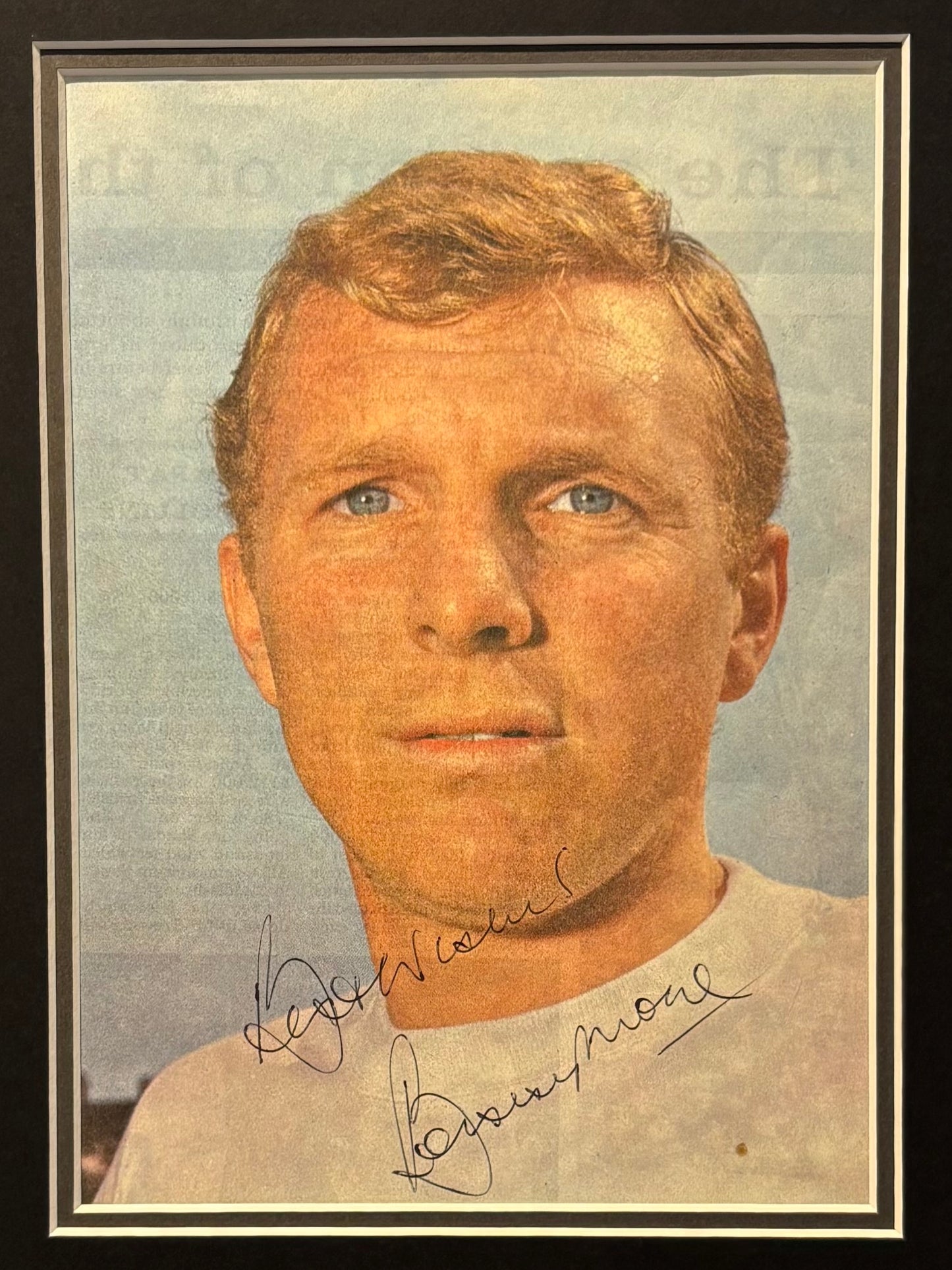 Bobby Moore, England 1966 Legend, Guaranteed Hand Signed Newspaper Photo With COA