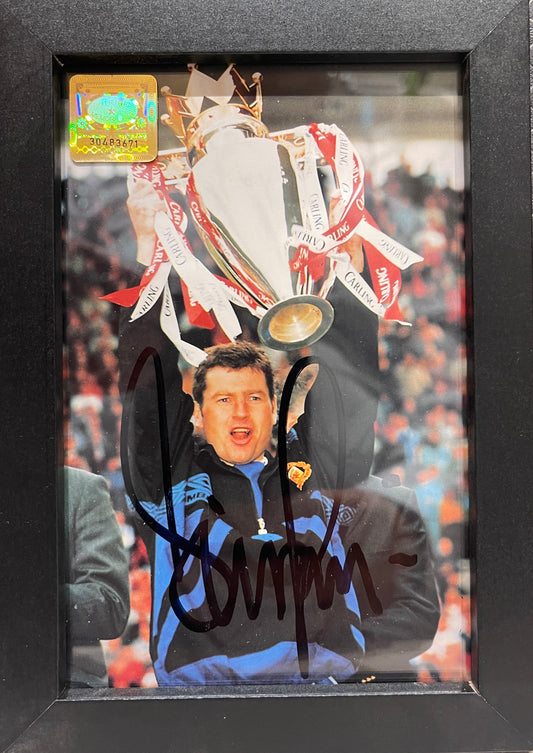 DENIS IRWIN HAND SIGNED MANCHESTER UNITED PHOTO WITH COA