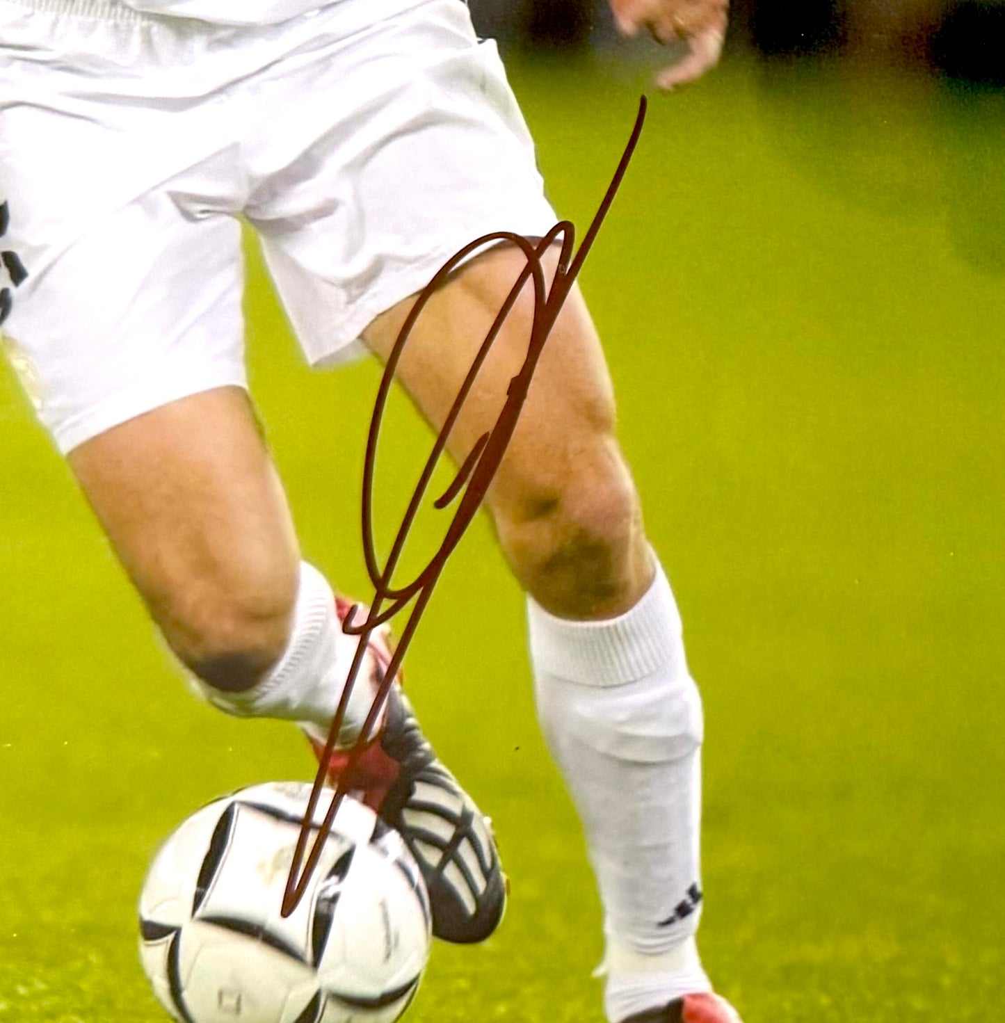 Zinedine Zidane, Real Madrid, France Footballing Legend, Hand Signed Photo & COA