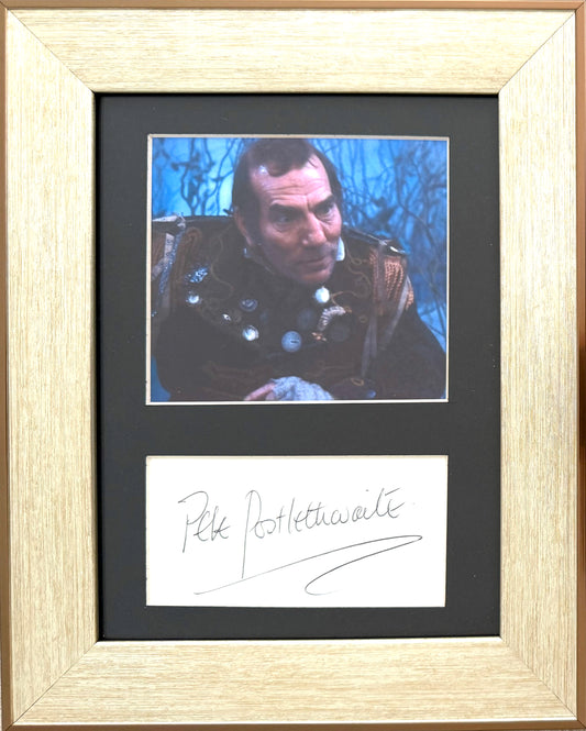 Pete Postlethwaite, Hand Signed Framed Mounted Card & Photo Presentation & COA