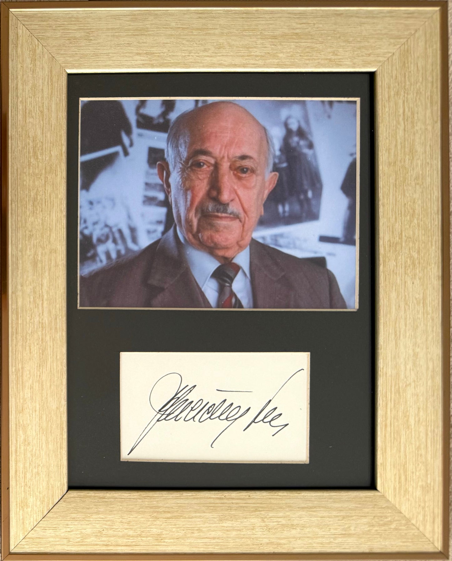 Simon Wiesenthal, Nazi Hunter, Hand Signed Card Presentation & COA
