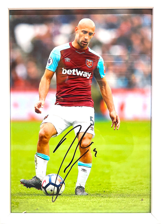 PABLO ZABALETA WEST HAM UNITED HAND SIGNED PHOTO WITH COA