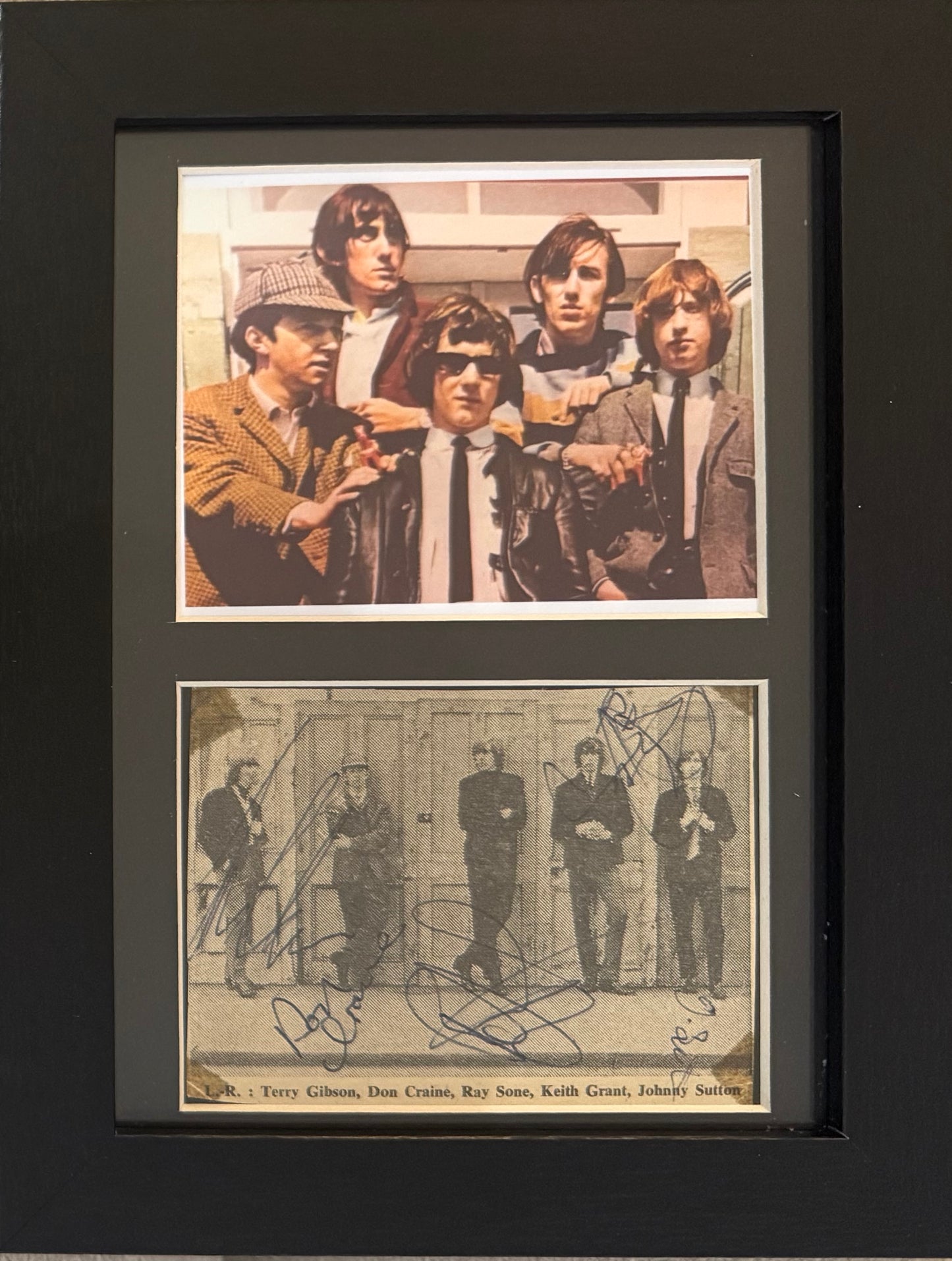 The Downliners Sect Hand Signed Framed 20cm x 15cm Magazine Cutting With COA
