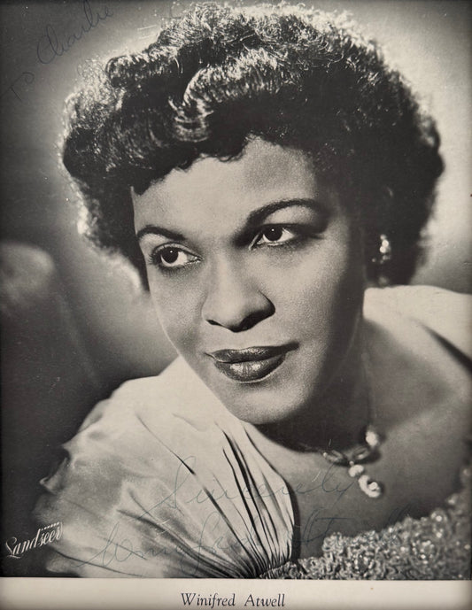 Winifred Atwell, Pianist, Composer, Hand Signed Framed 25cm x 20cm Photo COA