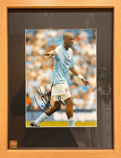 GELSON FERNANDES FORMER MANCHESTER CITY PLAYER HAND SIGNED PHOTO WITH COA