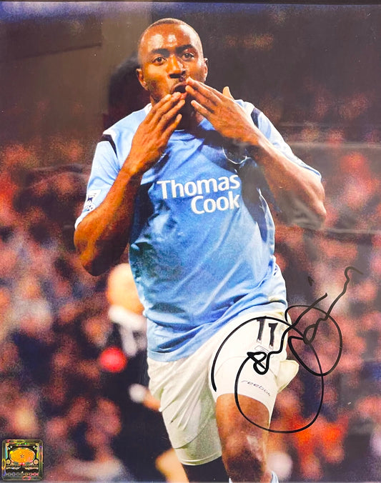 DARIUS VASSELL MANCHESTER CITY HAND SIGNED PHOTO WITH COA