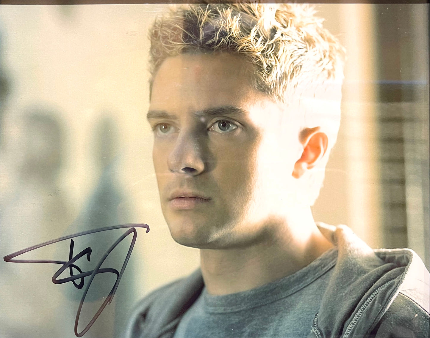 TOPHER GRACE FAMOUS ACTOR HAND SIGNED FRAMED PHOTO WITH COA