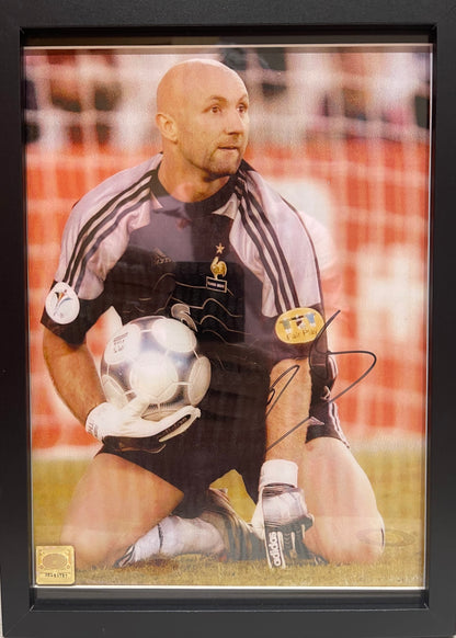 FABIEN BARTHEZ MANCHESTER UNITED HAND SIGNED FRAMED PHOTO WITH COA