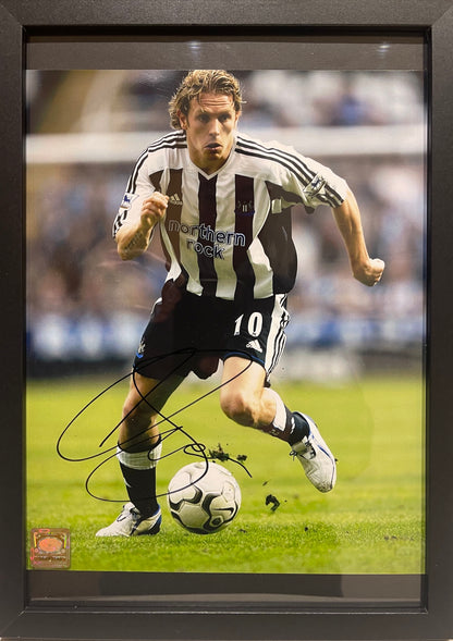 CRAIG BELLAMY NEWCASTLE UNITED HAND SIGNED PHOTO WITH COA