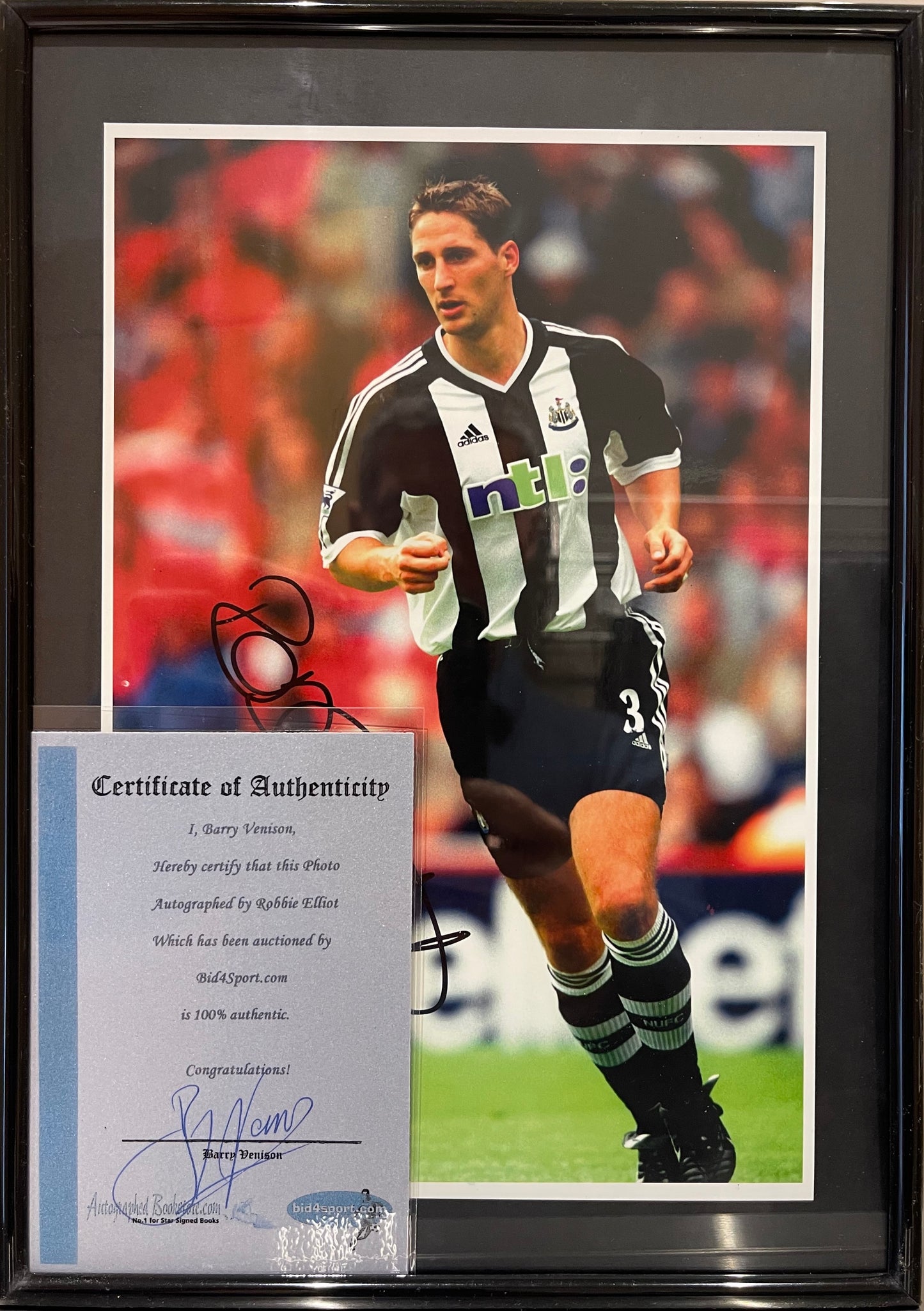 ROBBIE ELLIOTT NEWCASTLE UNITED HAND SIGNED PHOTO WITH COA