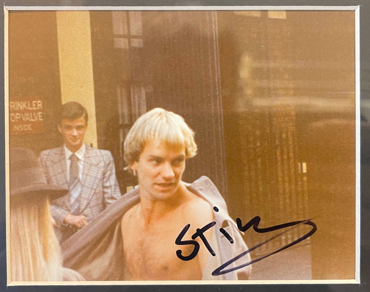 STING, AKA GORDON SUMNER, THE POLICE HAND SIGNED PHOTO WITH COA