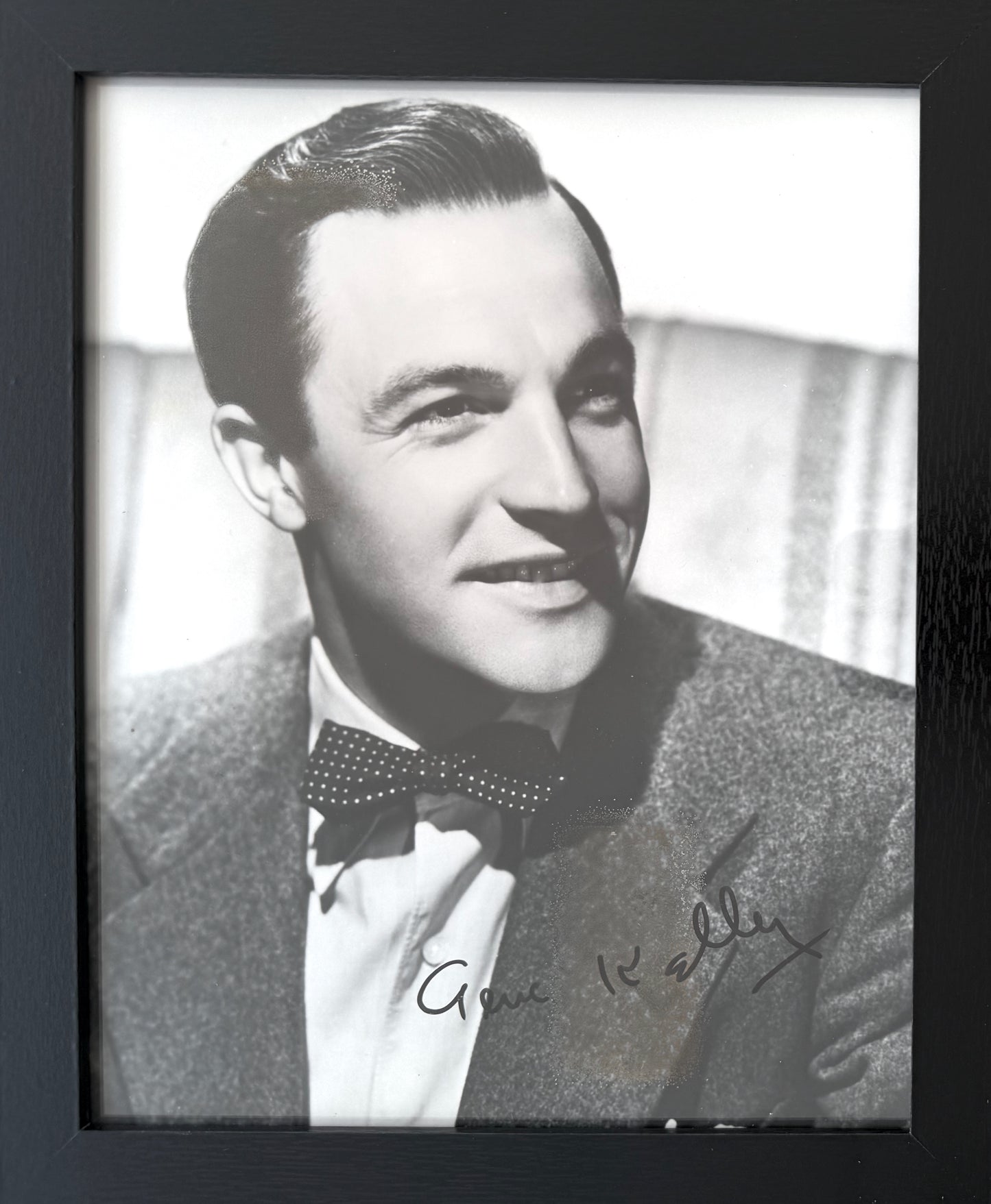 Gene Kelly, Actor, Dancer, Hand Signed 25cm x 20cm Photo & COA