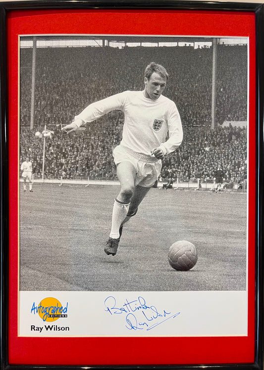 RAY WILSON, ENGLAND WORLD CUP WINNER, HAND SIGNED PHOTO WITH COA