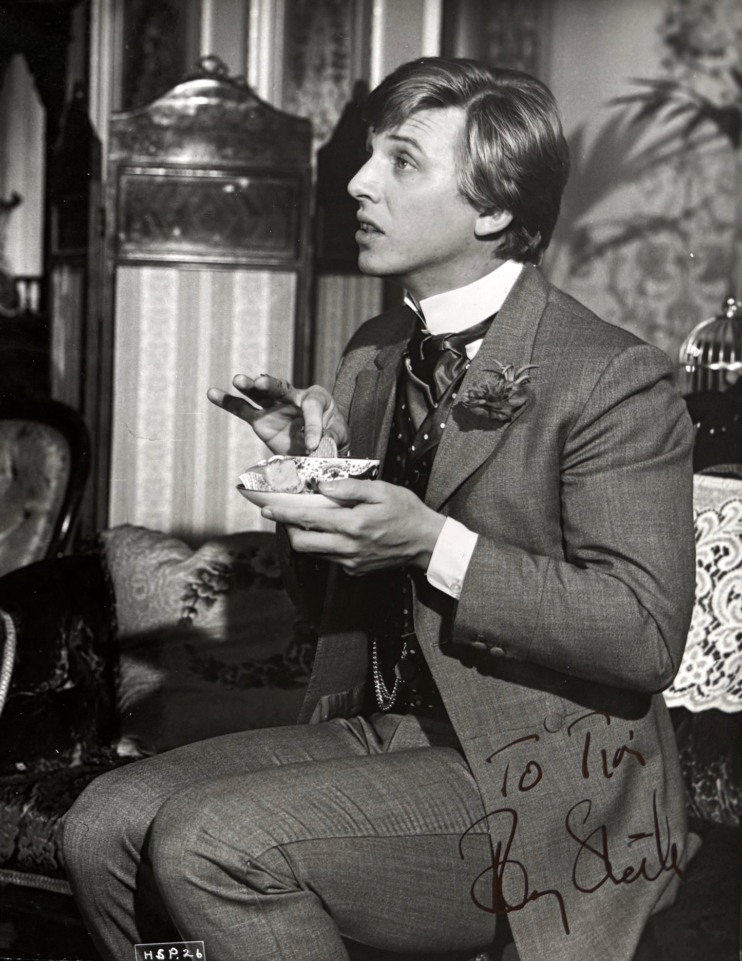 Tommy Steele, British Award Winning Actor Hand Signed Original 25cm x 20cm Photo & COA