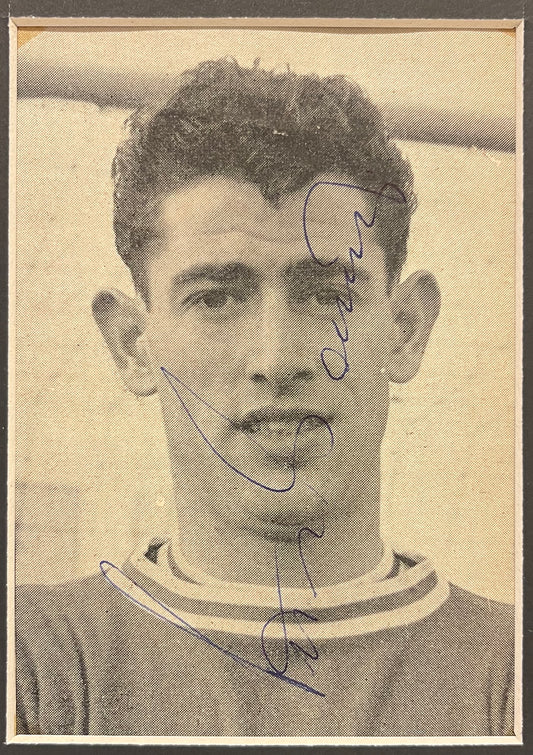 Peter Bonetti Chelsea Legend Hand Signed Newspaper Cutting With AFTAL COA