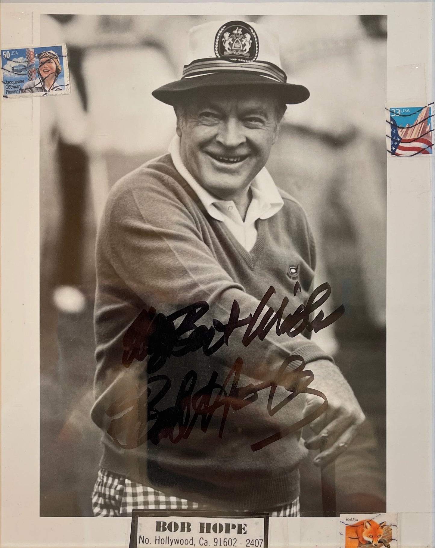 BOB HOPE HAND SIGNED PHOTO FRAMED (10 X 8 INCH) WITH COA