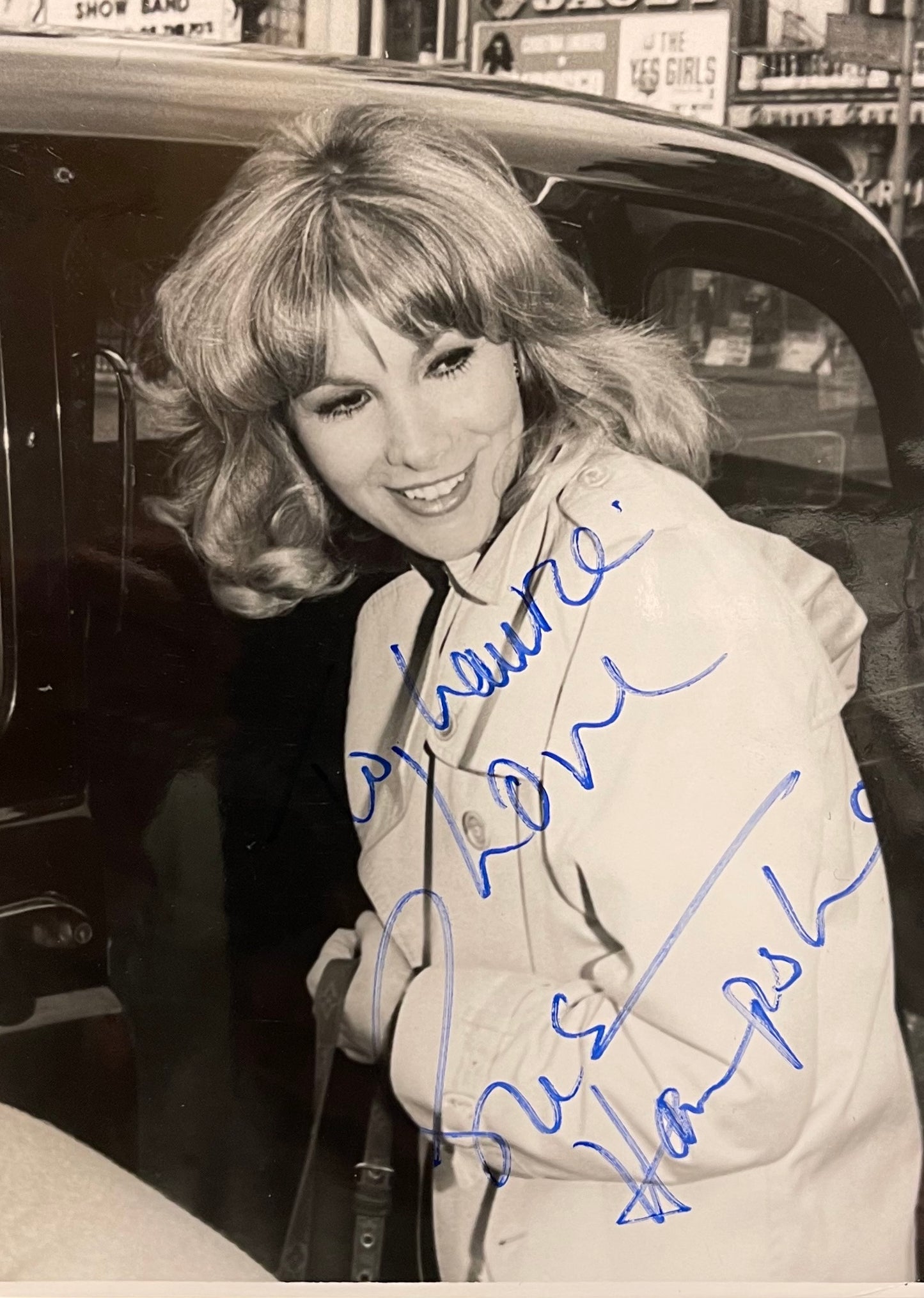 SUSAN HAMPSHIRE HAND SIGNED FRAMED PHOTO WITH COA