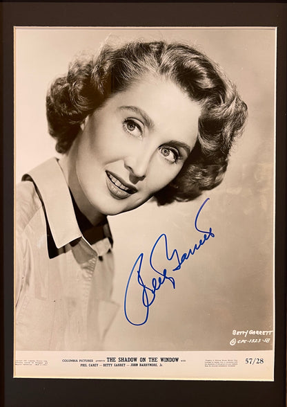 BETTY GARRETT GUARANTEED HAND SIGNED FRAMED PHOTO WITH COA
