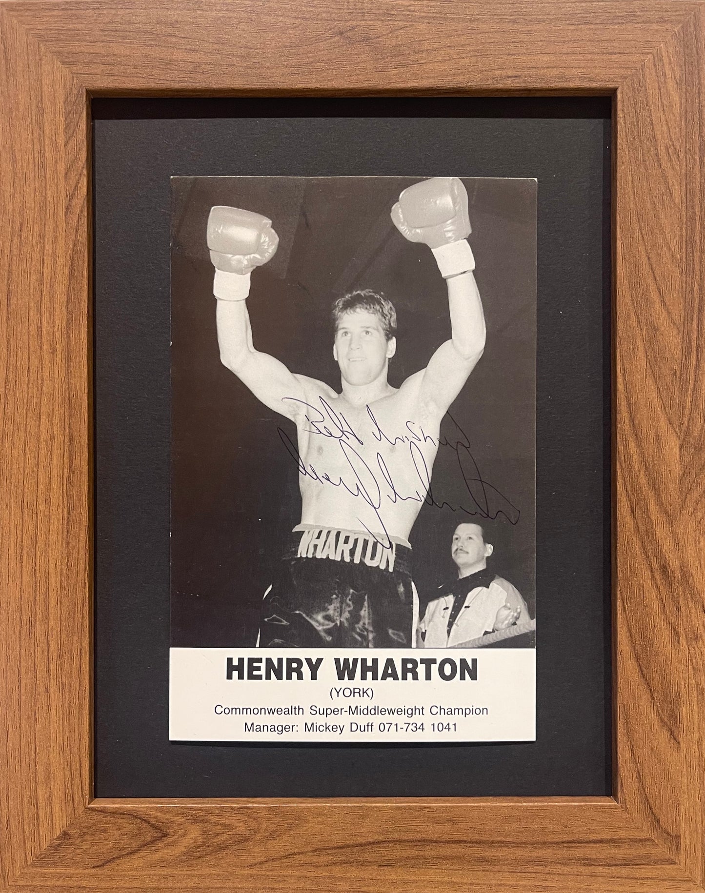 HENRY WHARTON FORMER SUPER MIDDLEWEIGHT BOXING CHAMPION HAND SIGNED PHOTO WITH COA