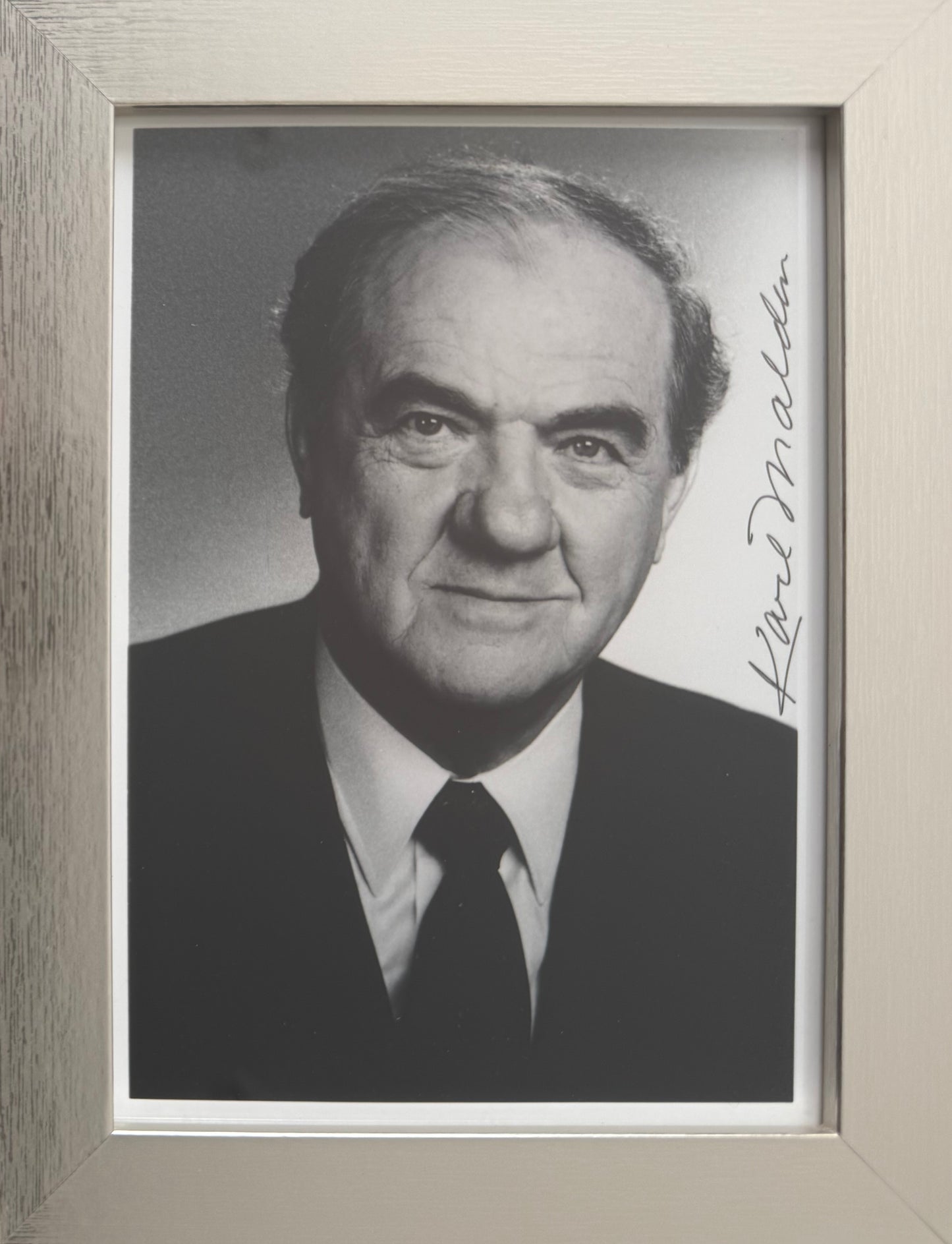 Karl Malden, Oscar Winning Actor, Hand Signed Framed, Mounted Original Publicity Photo & COA