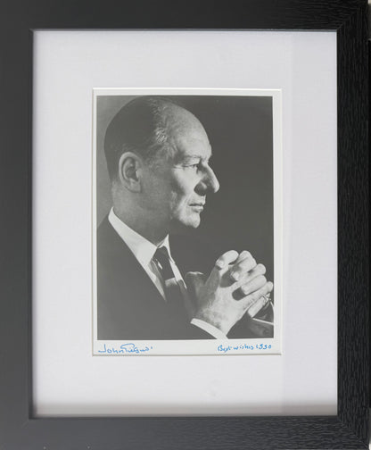 Sir John Gielgud Hand Signed Framed 25cm x 20cm Photo With COA