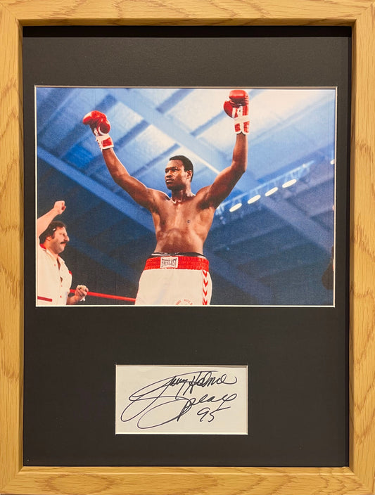 LARRY HOLMES FORMER WORLD BOXING CHAMPION HAND SIGNED CARD PRESENTATION WITH COA