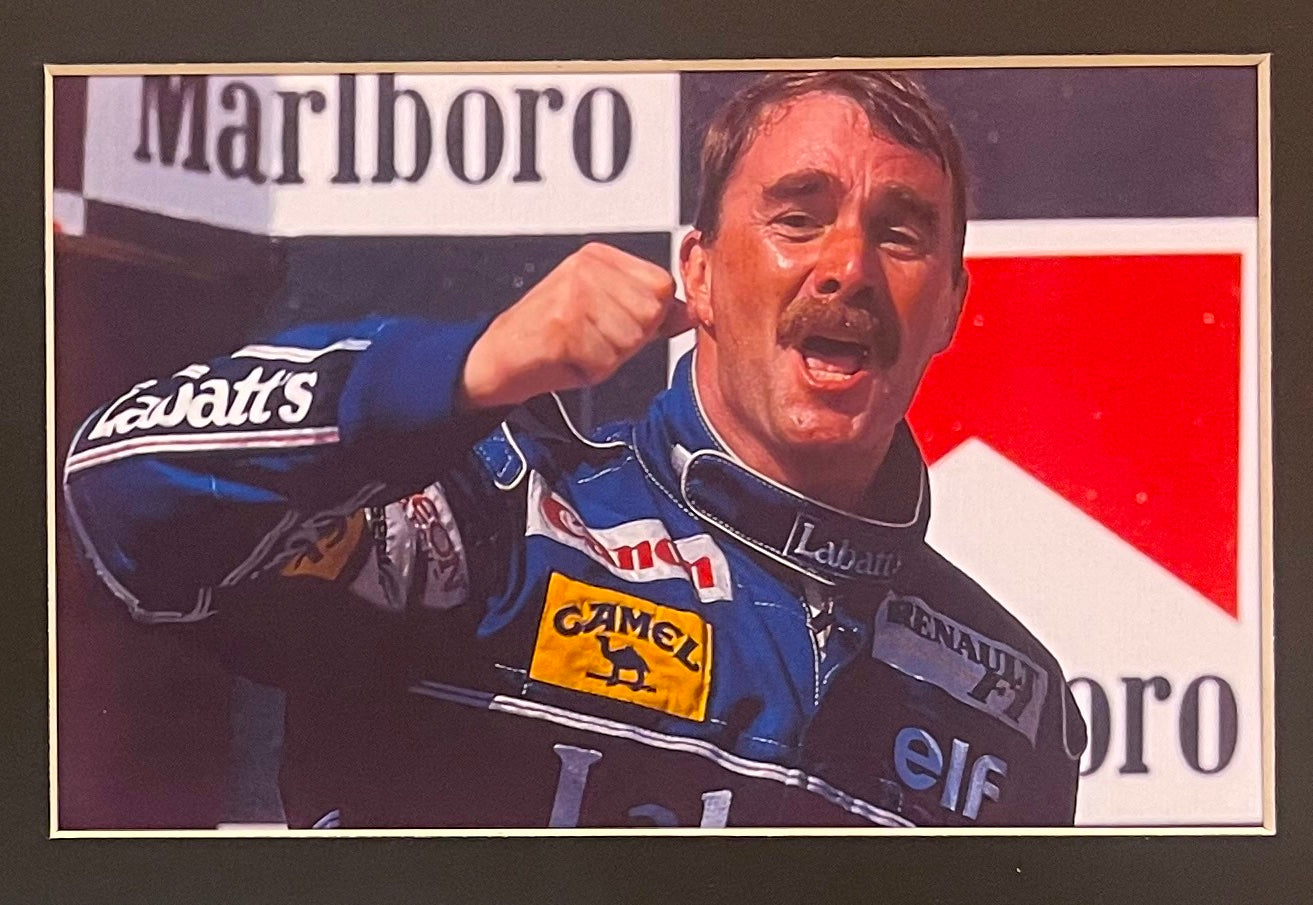 NIGEL MANSELL HAND SIGNED FRAMED (16' X 12') FIRST DAY COVER PRESENTATION WITH COA