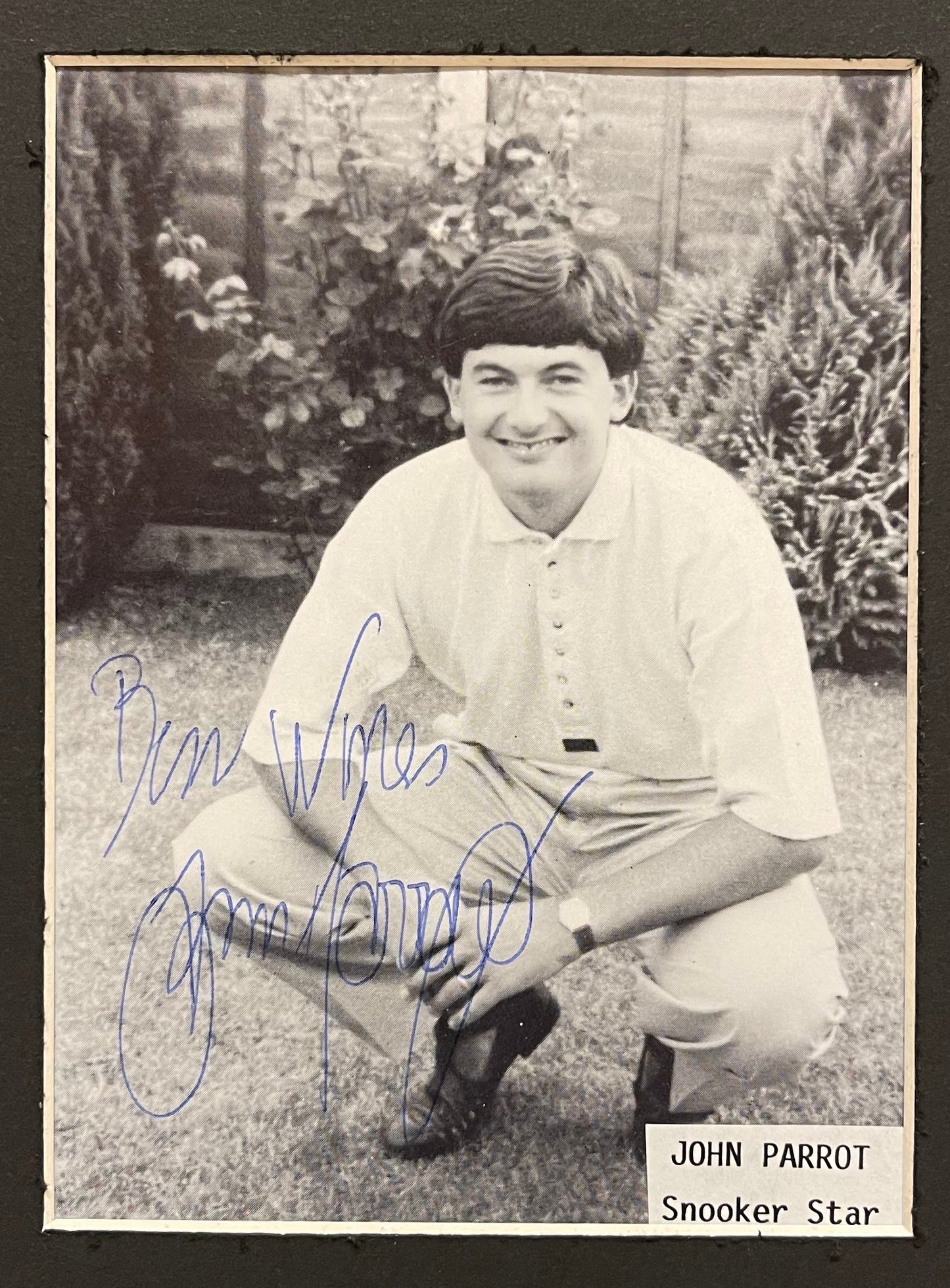 JOHN PARROTT FORMER WORLD SNOOKER CHAMPION HAND SIGNED PHOTO WITH COA