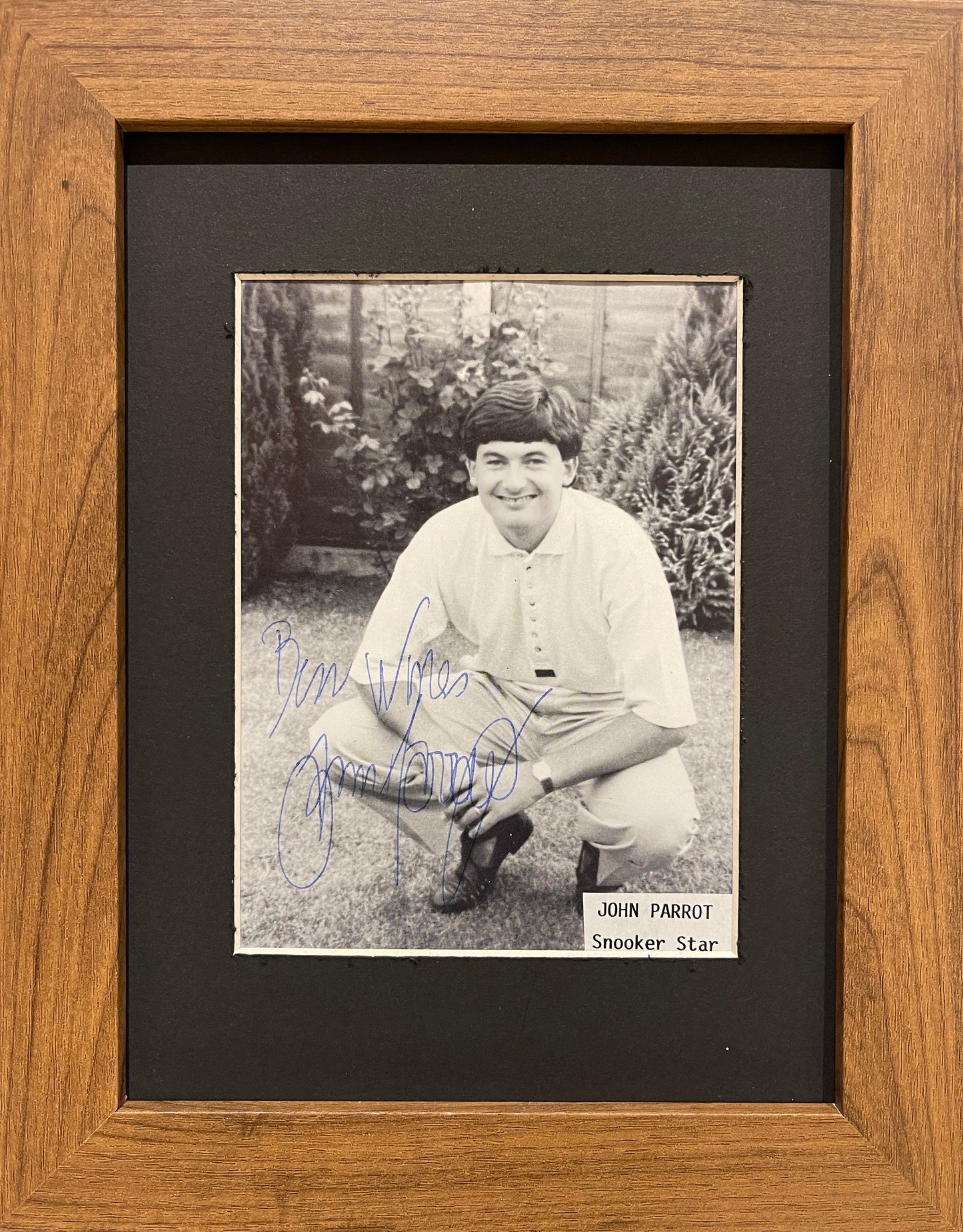 JOHN PARROTT FORMER WORLD SNOOKER CHAMPION HAND SIGNED PHOTO WITH COA