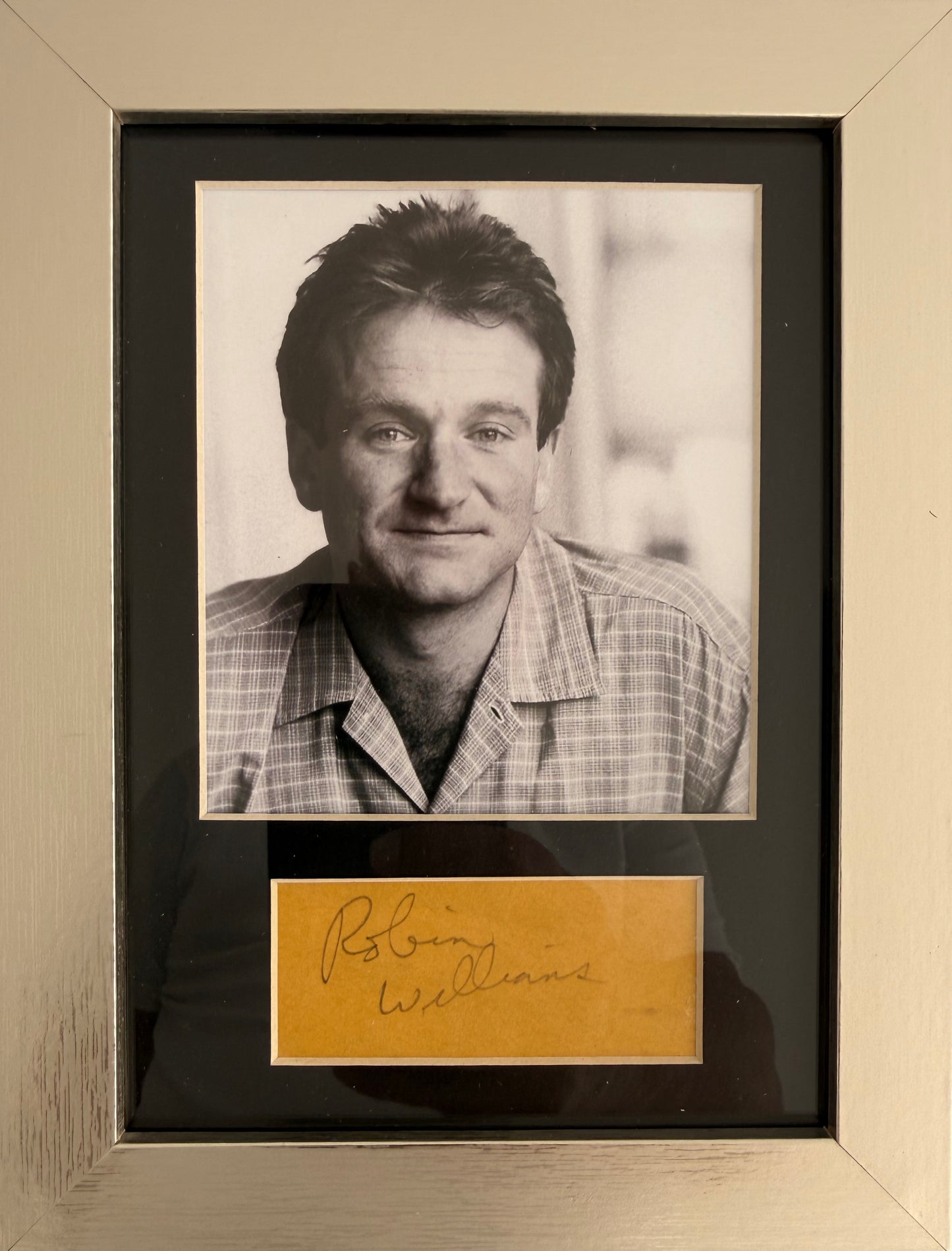 Robin Williams, Comedian, Actor, Hand Signed Card With Photo Presentation & COA