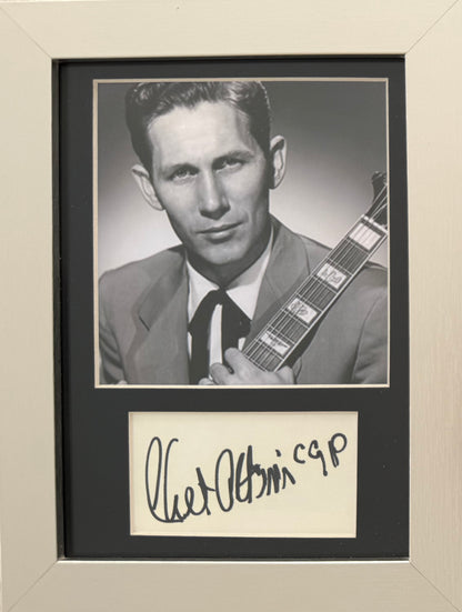 Chet Atkins, Mr 'Country' Guitarist, Hand Signed Framed Card & Photo Presentation With COA
