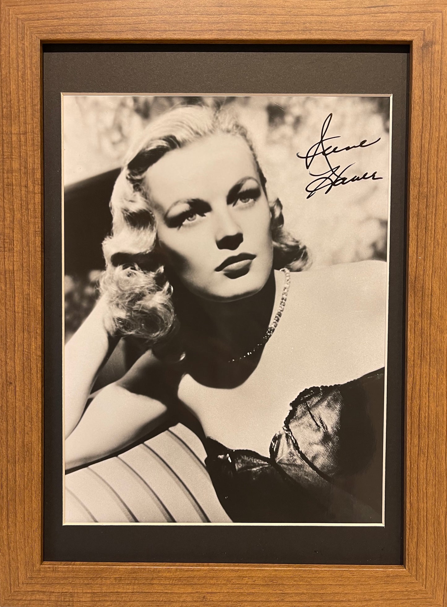 JUNE HAVER GUARANTEED HAND SIGNED FRAMED PHOTO WITH COA