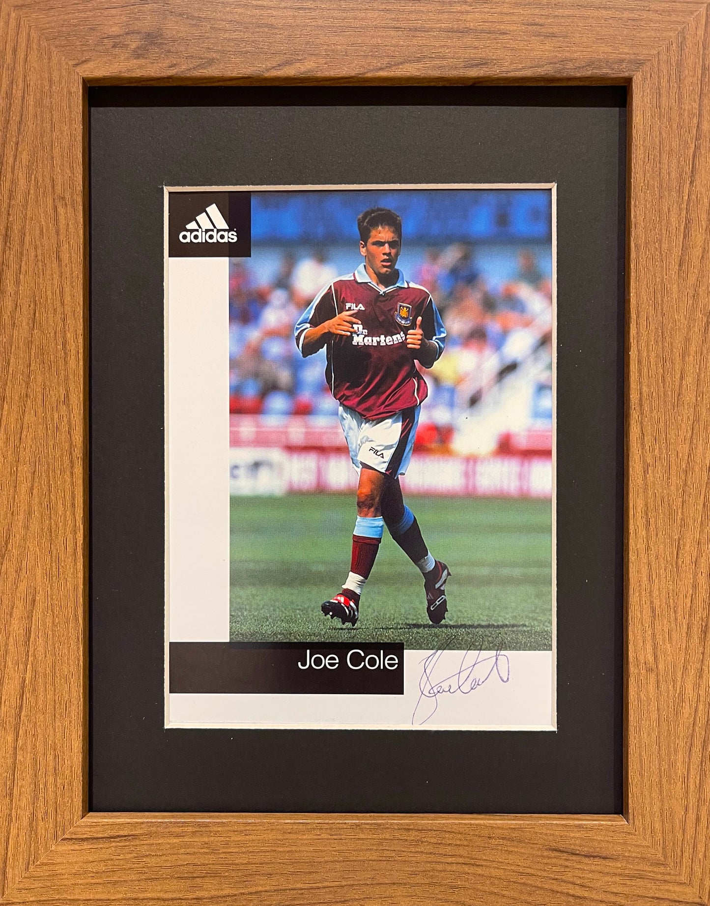 JOE COLE FORMER WEST HAM UNITED AND CHELSEA PLAYER HAND SIGNED PHOTO WITH COA