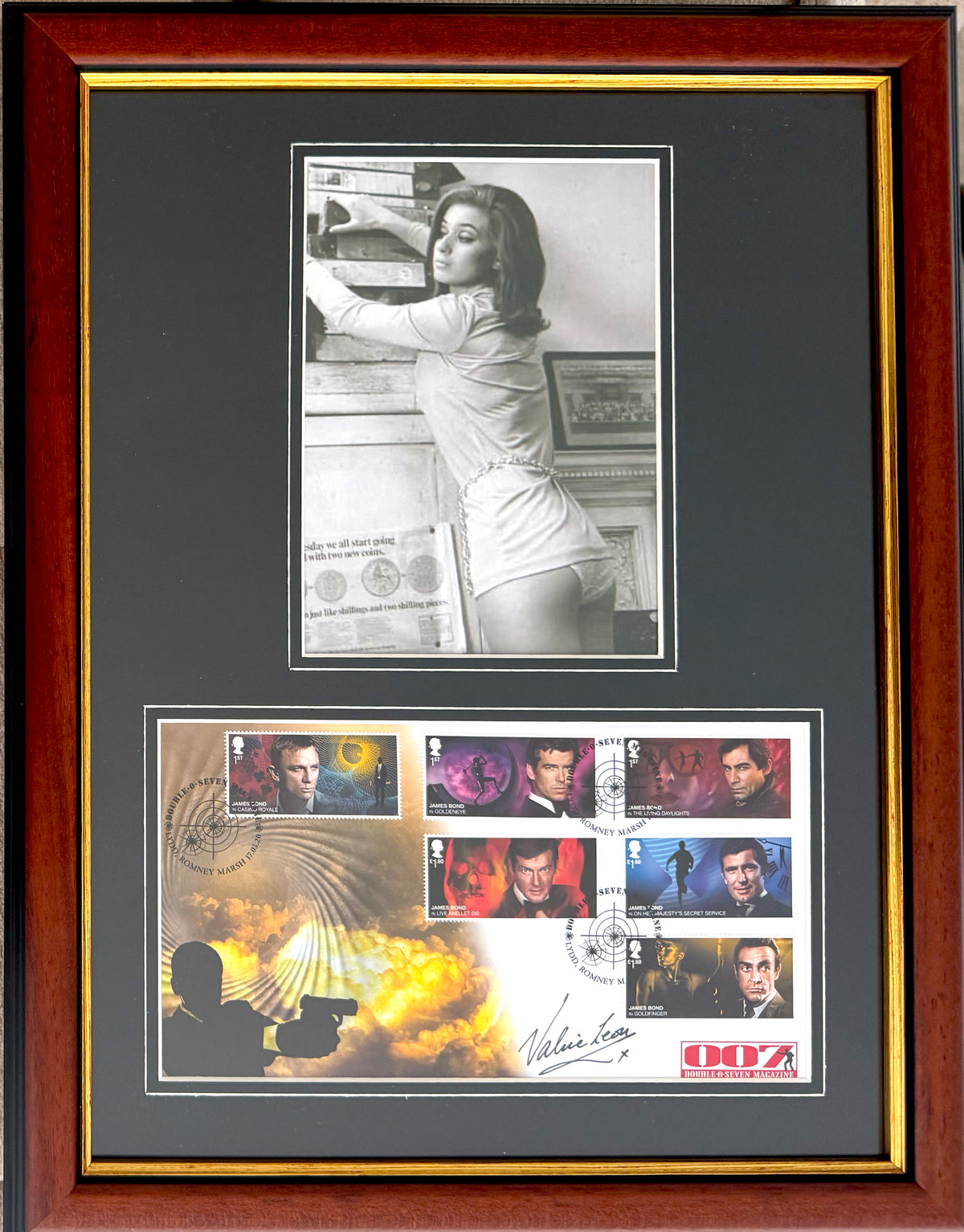 Valerie Leon, James Bond 007, Hand Signed FDC & Photo Presentation & COA