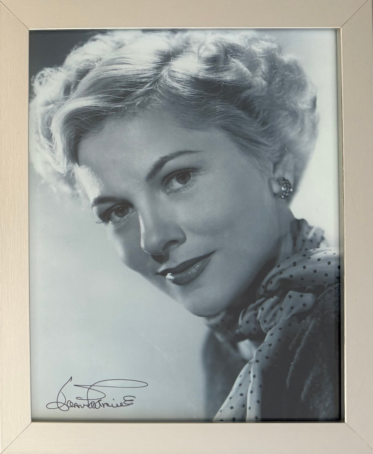 Joan Fontaine, Actress, Hand Signed Original Publicity Photo With COA