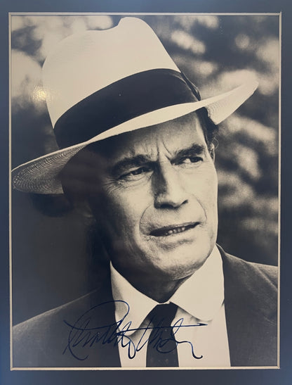 CHARLTON HESTON FAMOUS ACTOR HAND SIGNED 'ONCE UPON A MURDER' PHOTO WITH COA