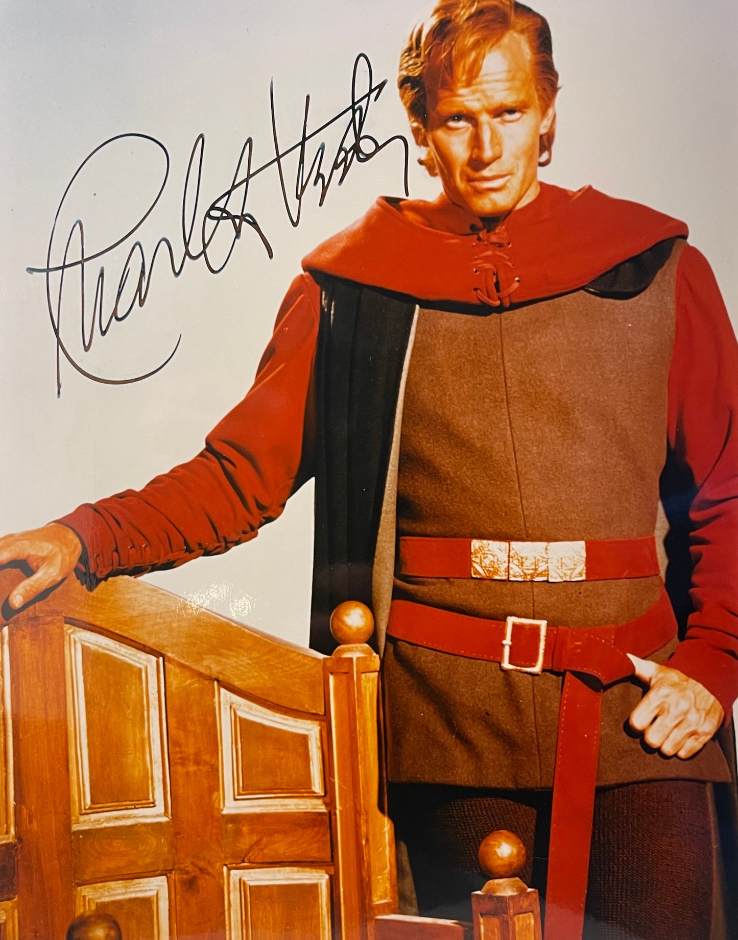 CHARLTON HESTON FAMOUS ACTOR HAND SIGNED 'EL CID' PHOTO WITH COA