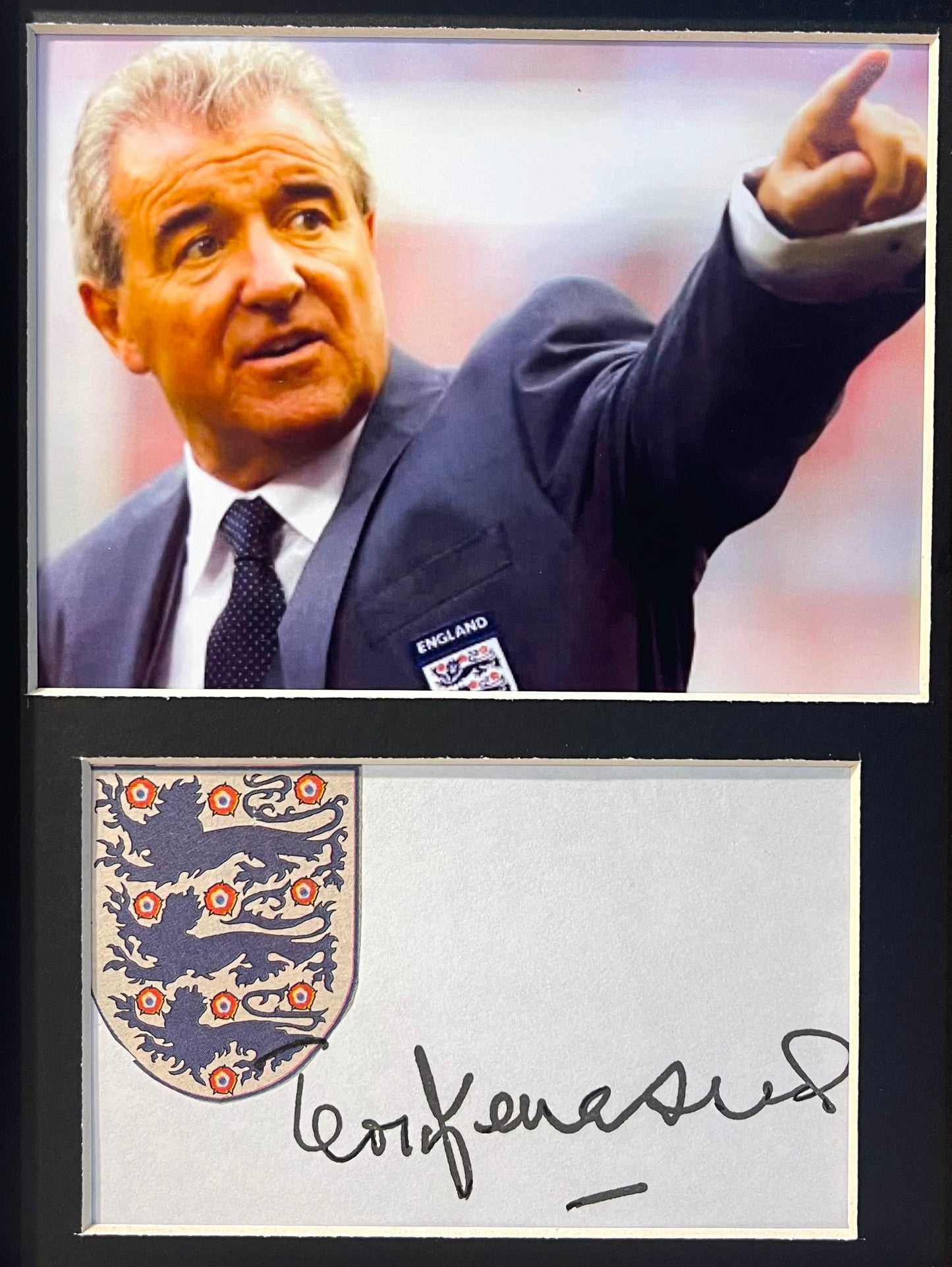 TERRY VENABLES FORMER ENGLAND MANAGER HAND SIGNED CARD PRESENTATION WITH COA