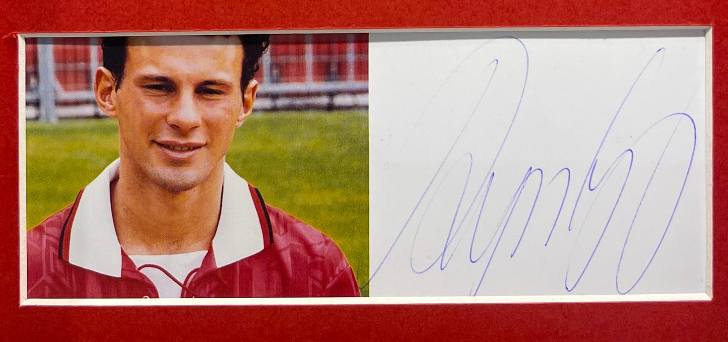 RYAN GIGGS HAND SIGNED MANCHESTER UNITED CARD, PHOTO PRESENTATION, WITH COA